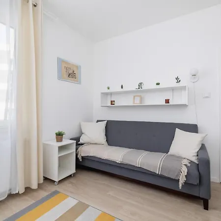 Rent Like - Cozy Studio Koszykarska 아파트 크라쿠프